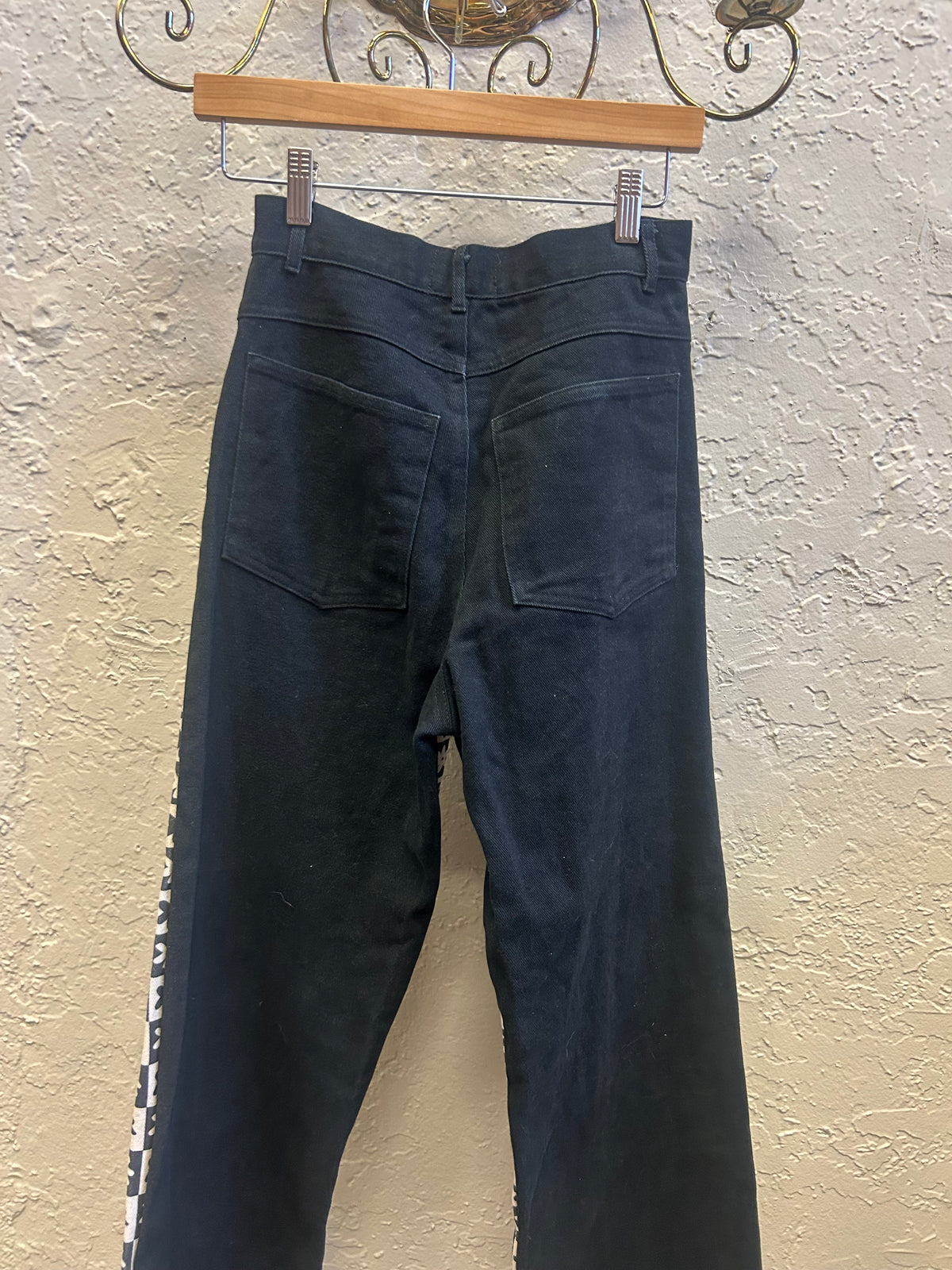 Lisa Says Gah black daisy check jeans sz27