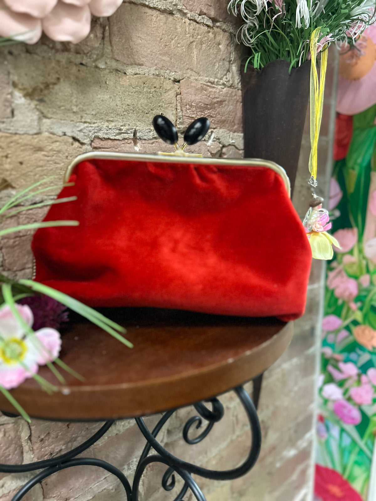 Vtg kisslock pinstripe clutch