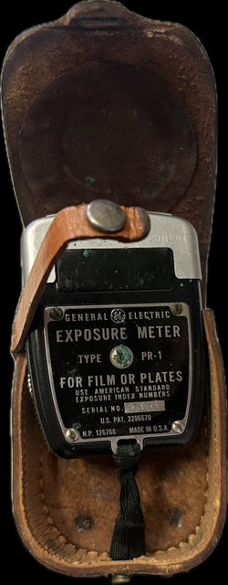 Vtg GE Exposure meter PR-1 in leather case brass snap closures