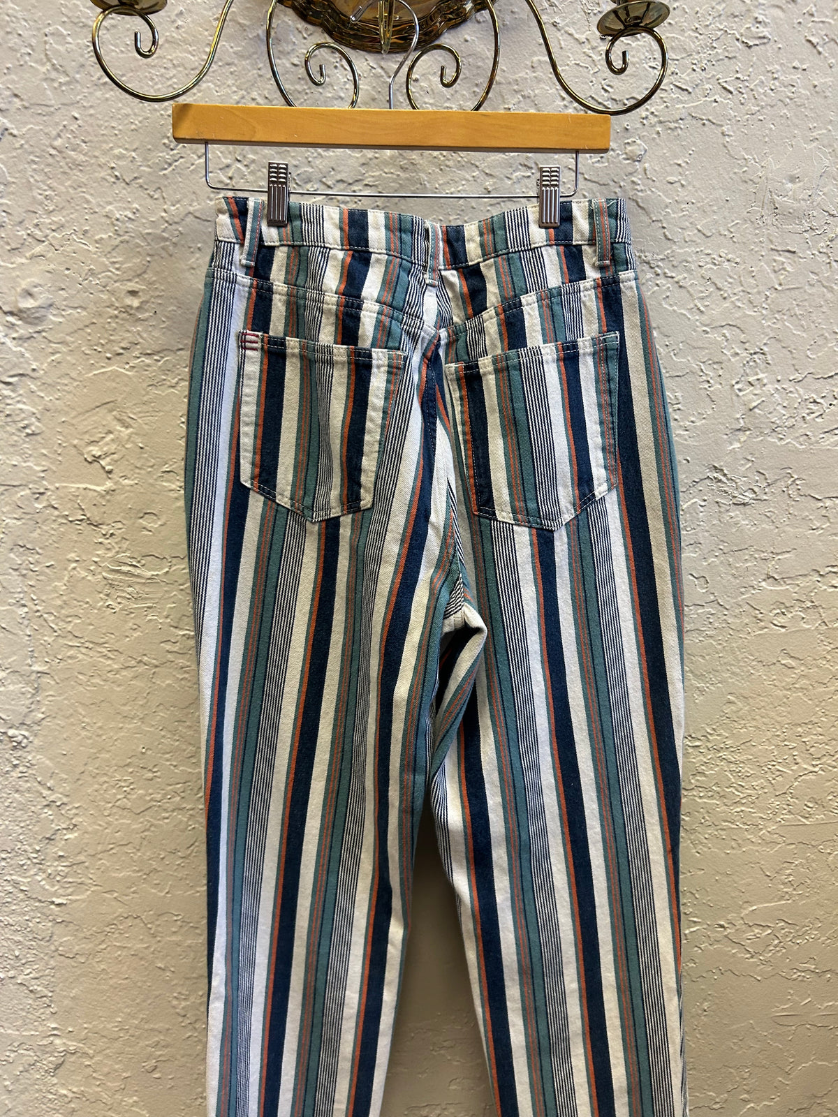 BDG mom hirise multi color stripe jeans sz28