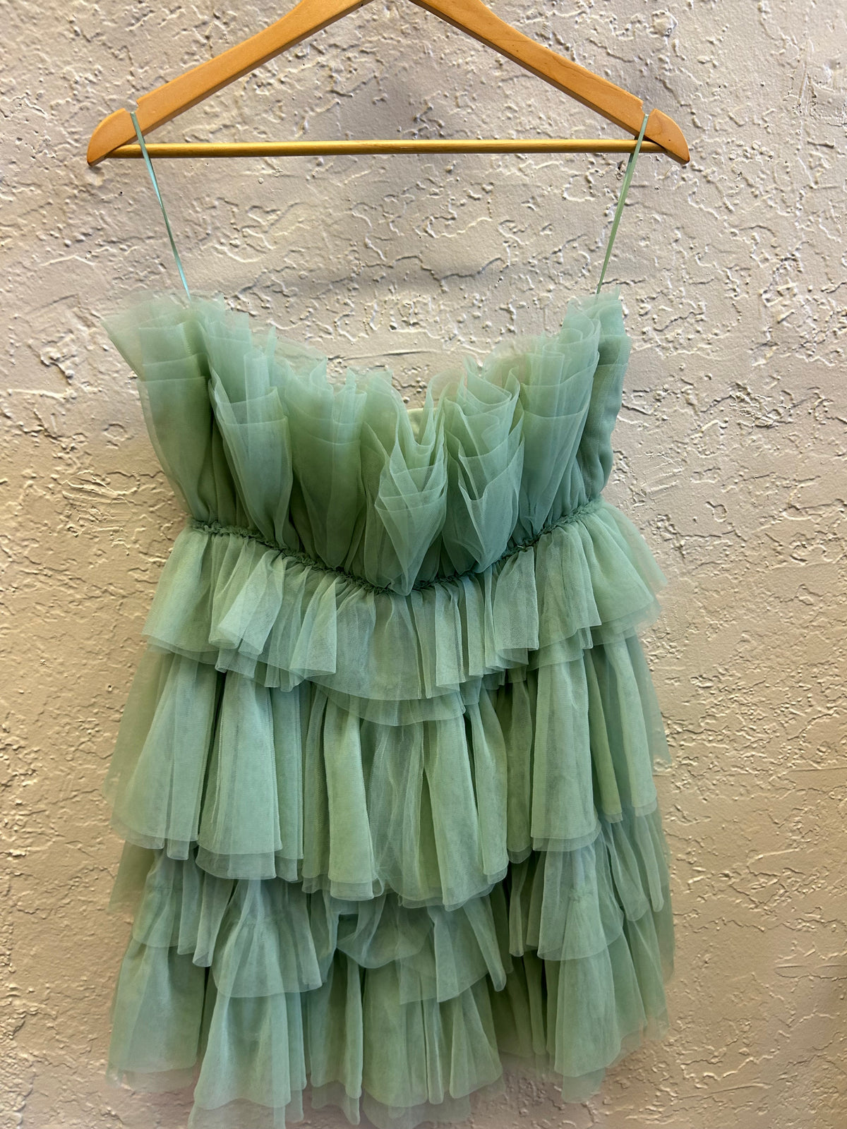 Altar'd State mini ruffle szL