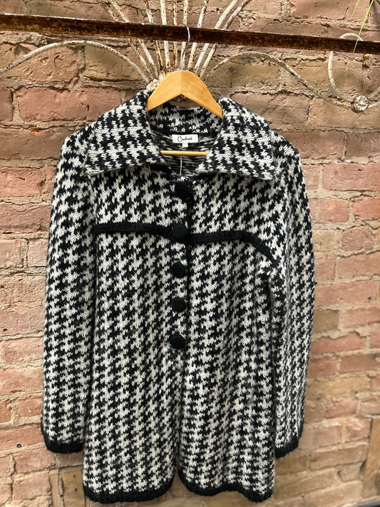 Carducci Houndstooth button down sweater szL